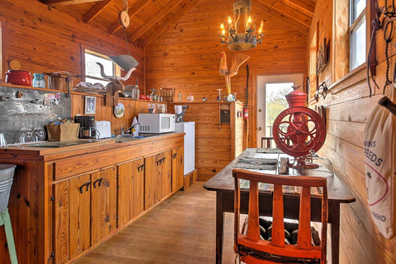 Вилла Ark Bunkhouse Fredericksburg Hideaway With Hot Tub Экстерьер фото